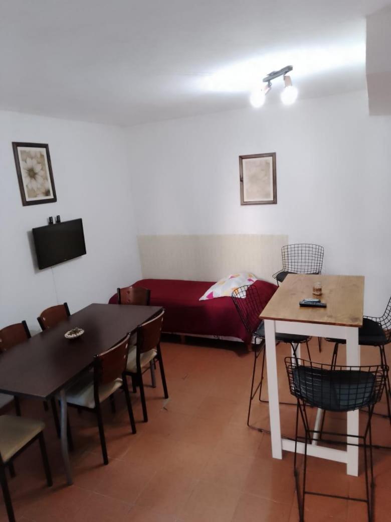 Complejo Kalifornia Apartment Pilar  Bagian luar foto