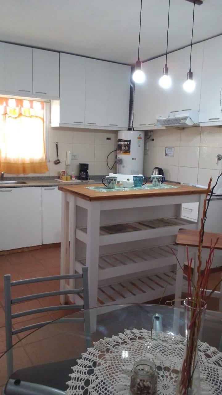 Complejo Kalifornia Apartment Pilar  Bagian luar foto