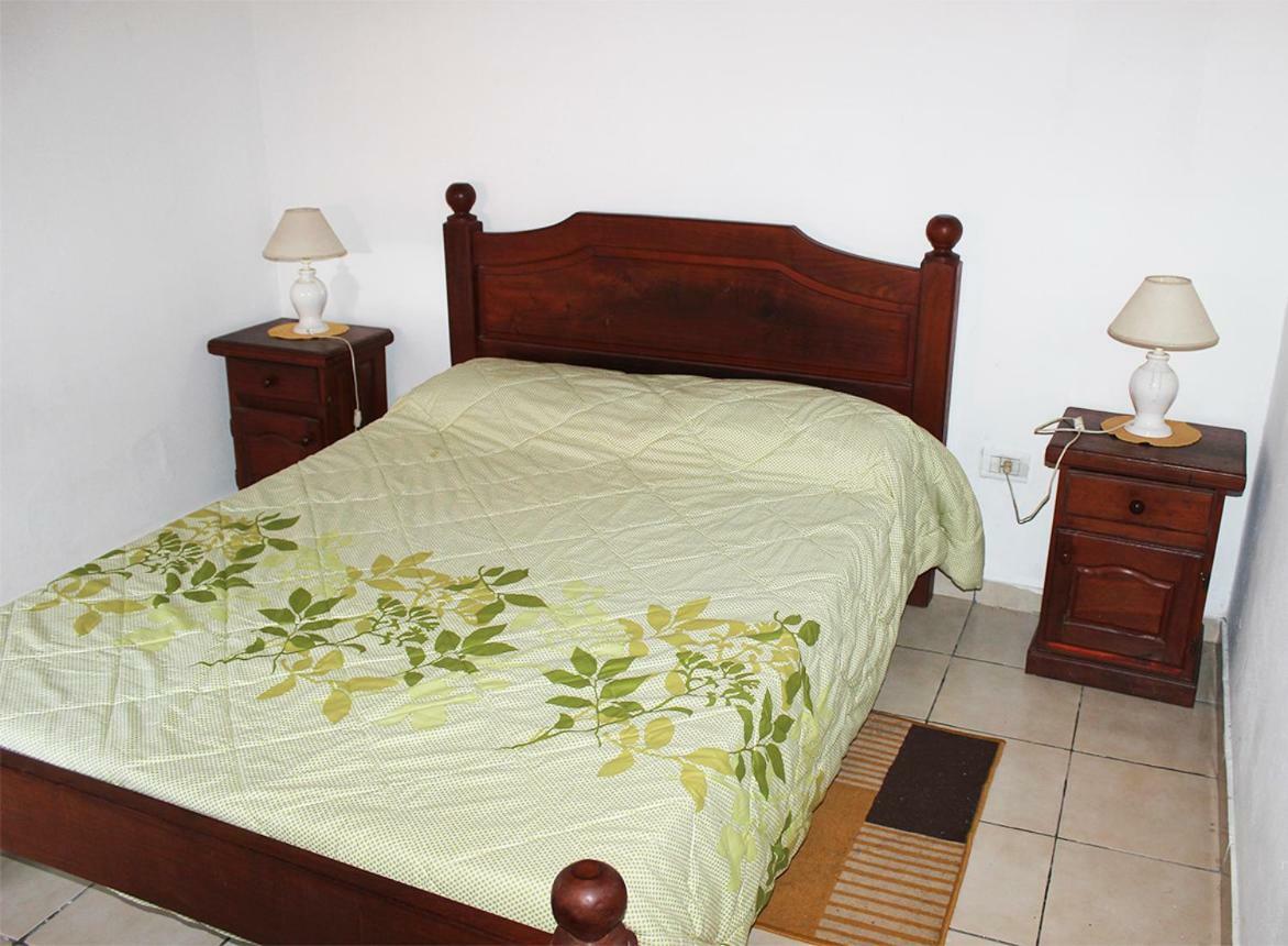 Complejo Kalifornia Apartment Pilar  Bagian luar foto