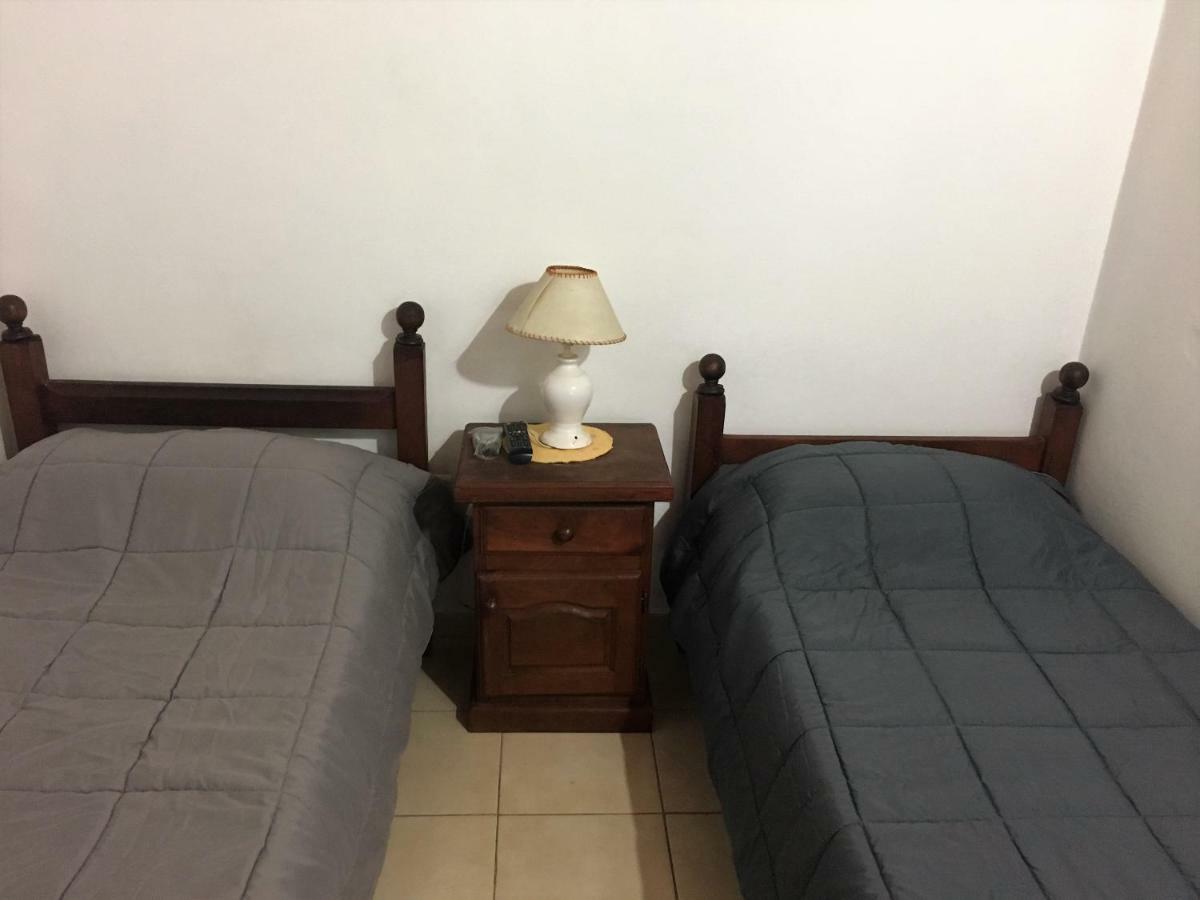 Complejo Kalifornia Apartment Pilar  Bagian luar foto