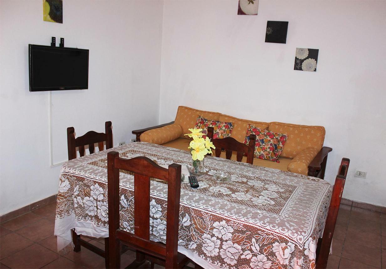 Complejo Kalifornia Apartment Pilar  Bagian luar foto