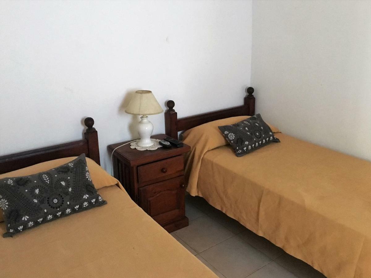Complejo Kalifornia Apartment Pilar  Bagian luar foto